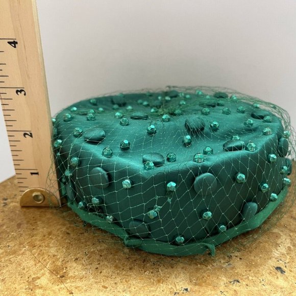 Vintage Hunter Women's Green Pillbox Hats Size W9xH2 w/ Button Studded and Lace - Picture 7 of 13